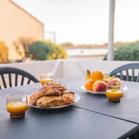Semesterbostad Maison 4 Personne- Air Conditionne-terrasse - Parking-op *