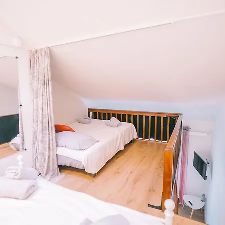 Maison 4 Personne- Air Conditionne-terrasse - Parking-op